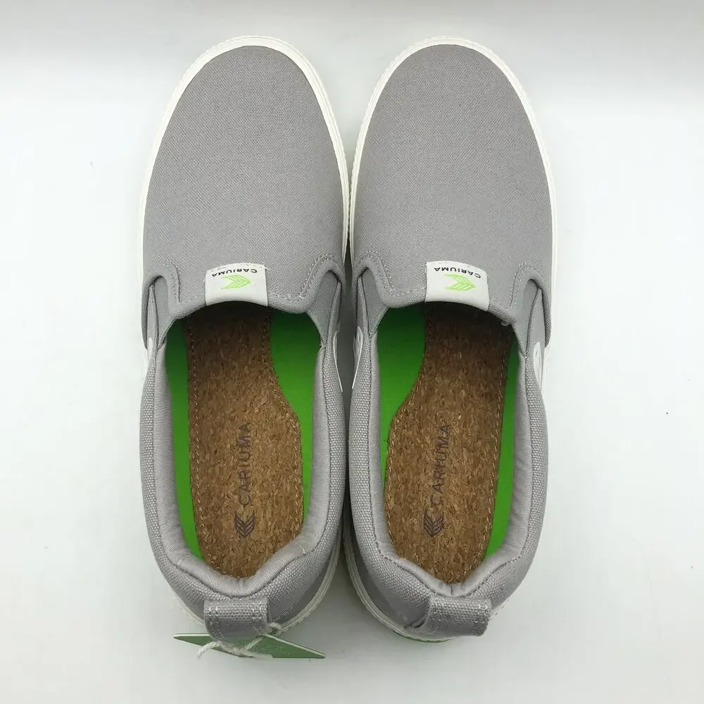 Cariuma Slip-On Canvas Skateboarding Sneaker Men's 8.5 Women's 10 Light Grey NIB